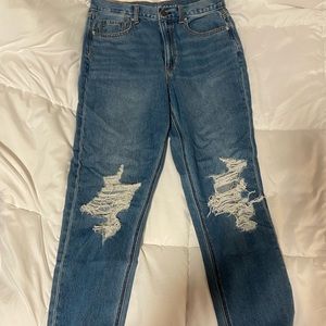 American eagle mom jeans